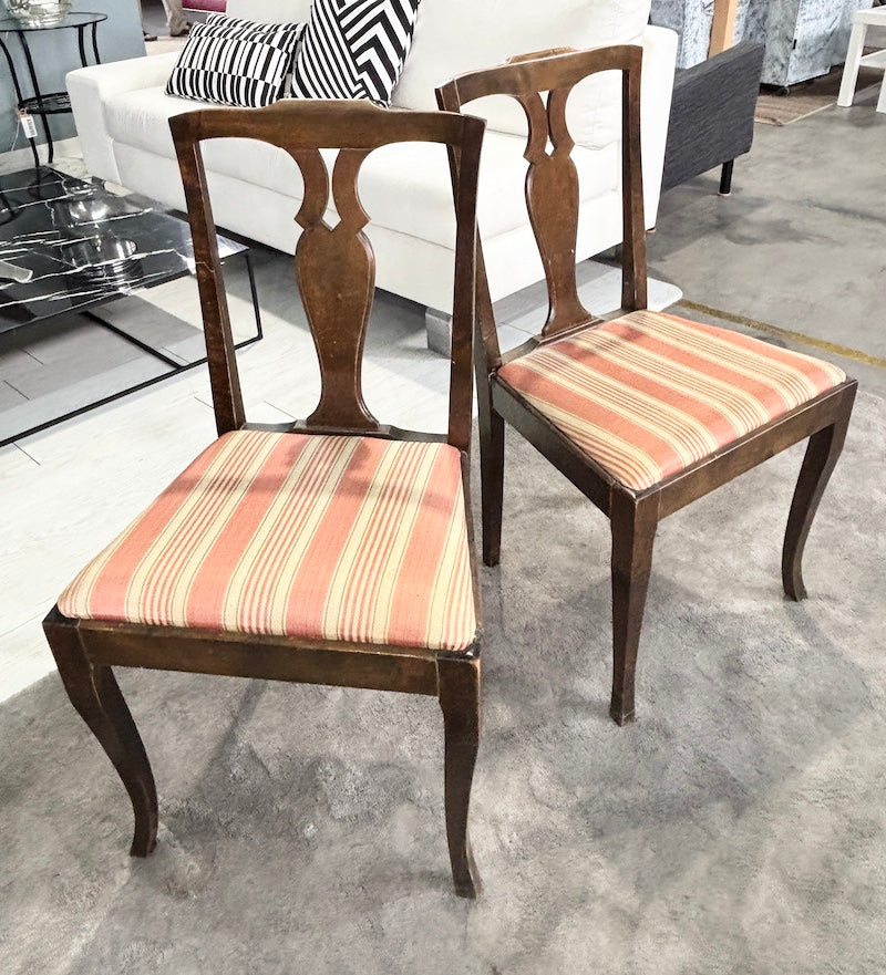 2 Chairs