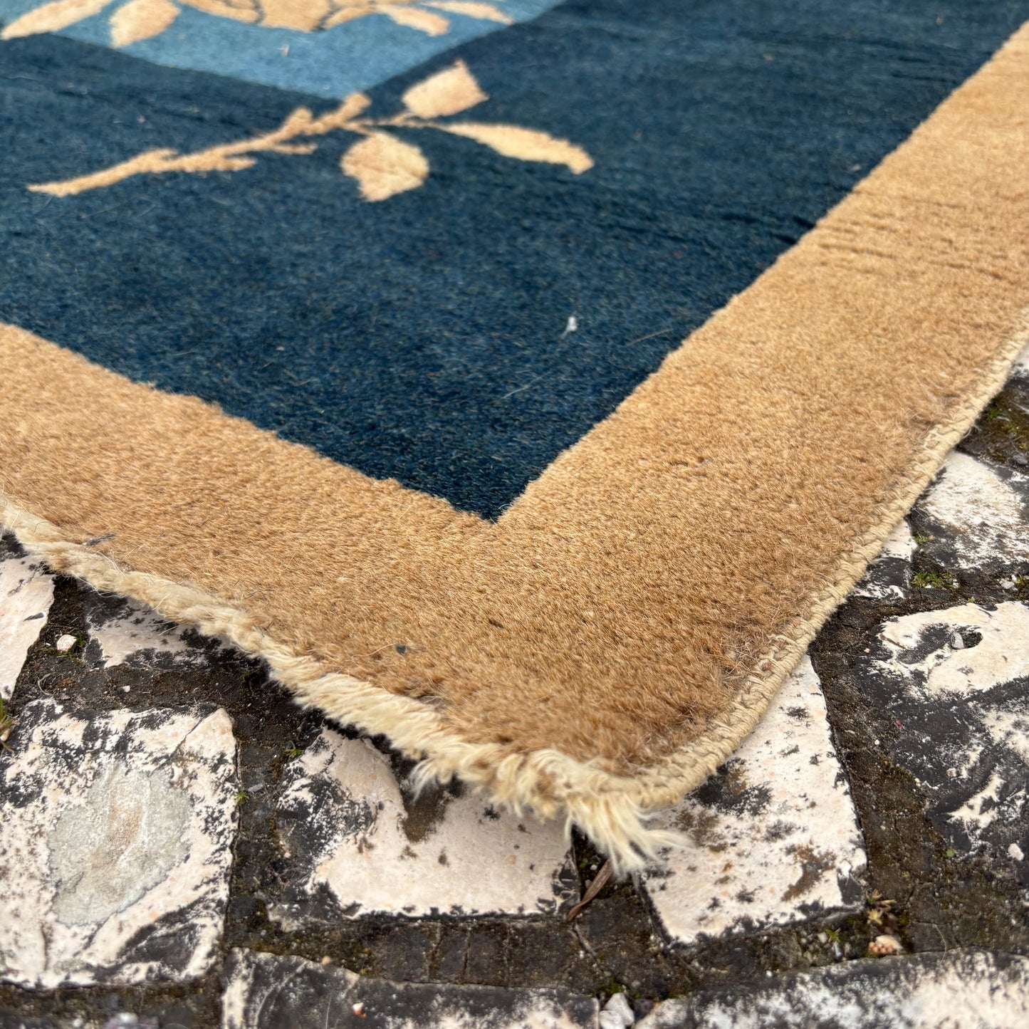 Rug
