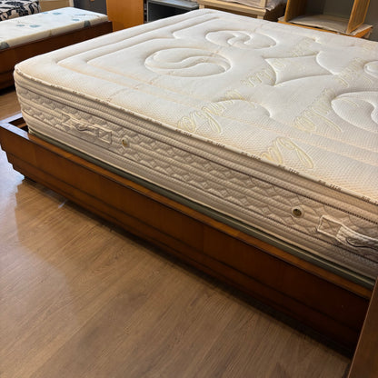 Double Bed