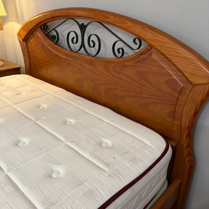 Double Bed