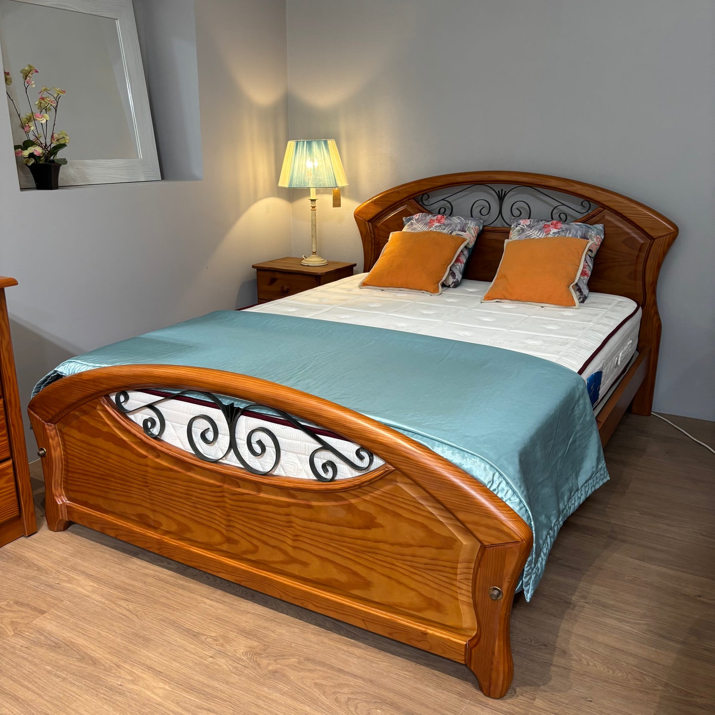 Double Bed