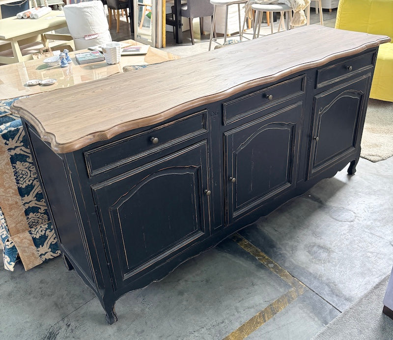 Sideboard
