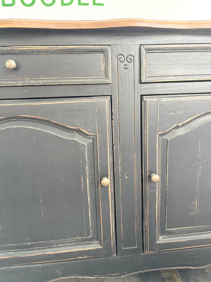 Sideboard