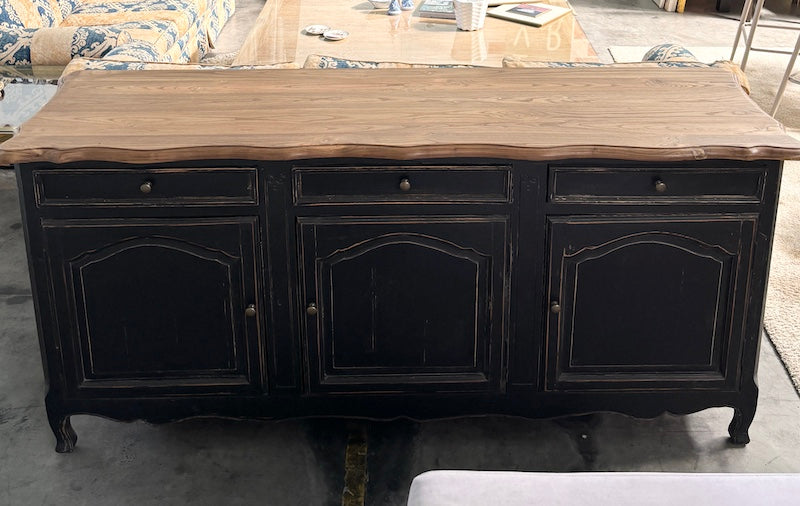 Sideboard