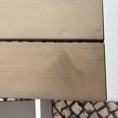 Table & Chairs