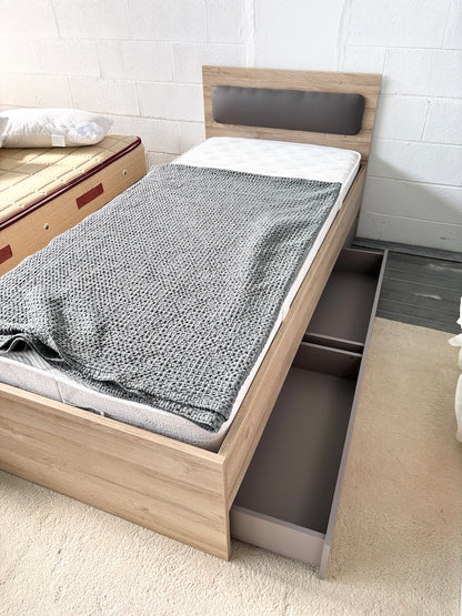 Single Bed