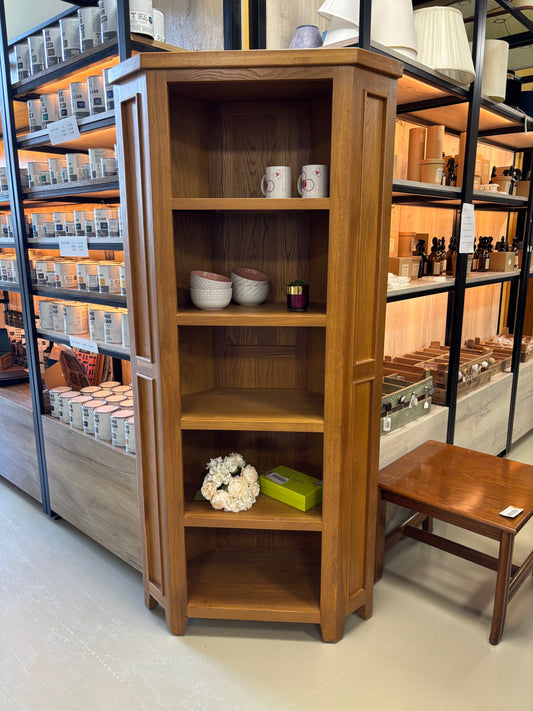 Corner Unit