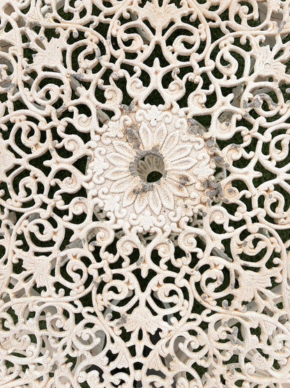 Mesa e cadeiras
