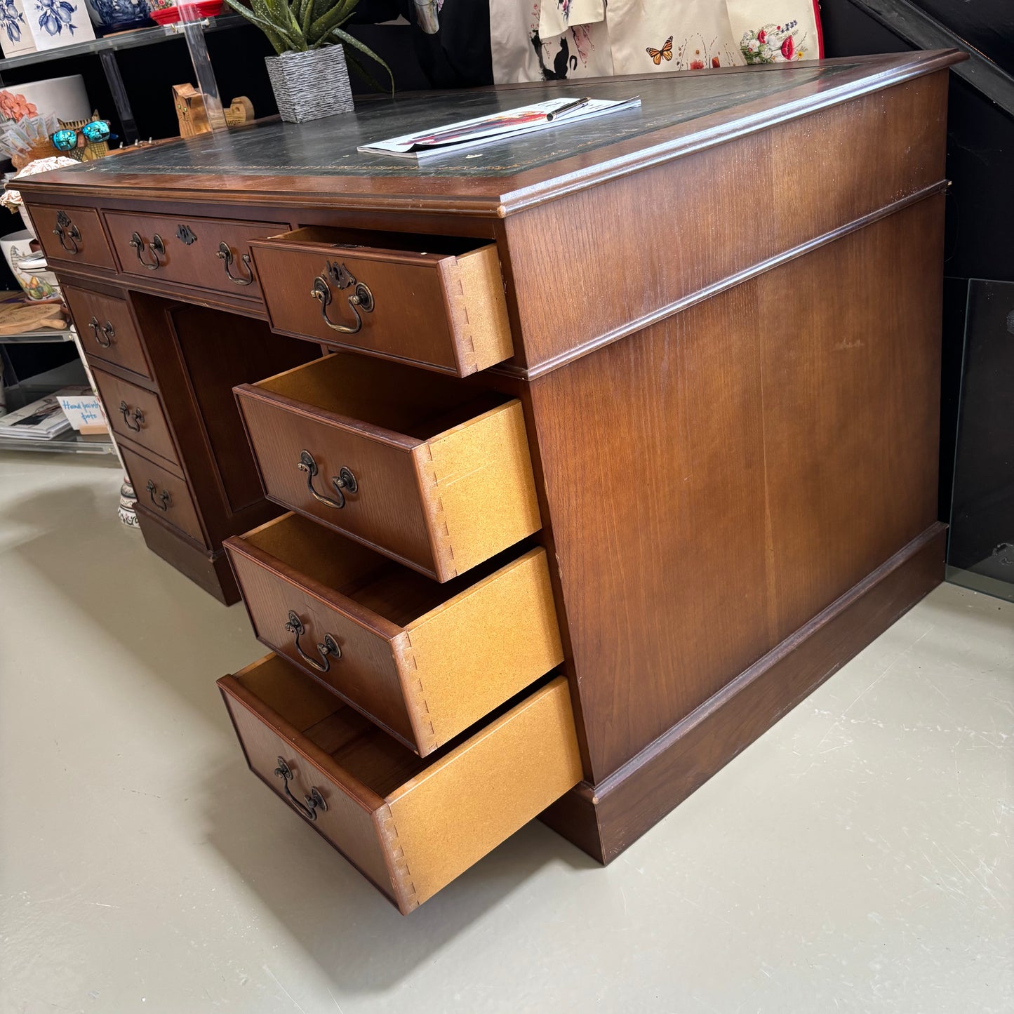 Desk