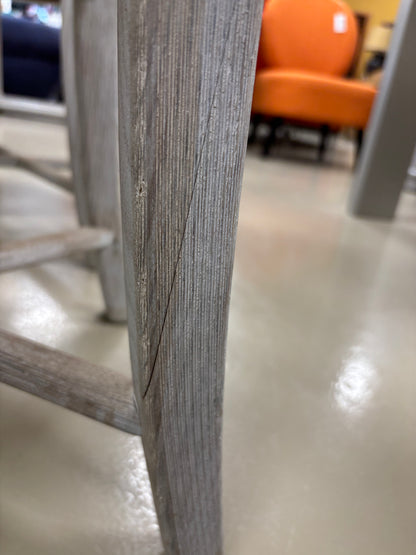 Table & Chairs