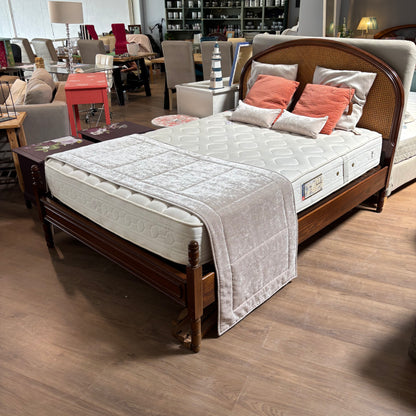 Double Bed