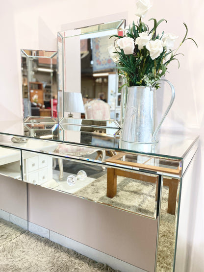 Vanity Unit
