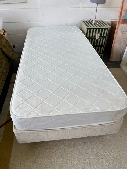 Cama de Solteiro