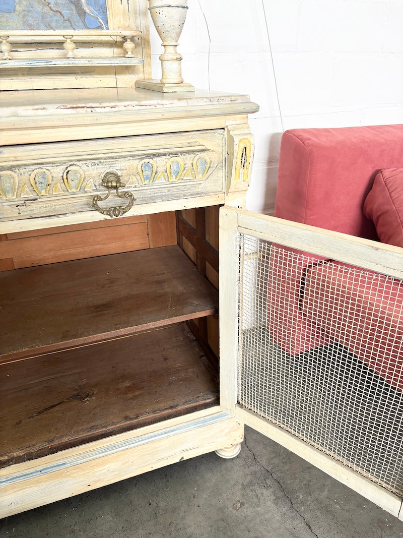 Dresser
