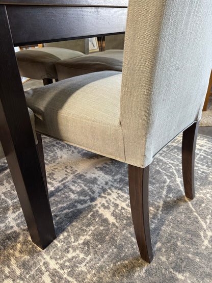 Table & Chairs