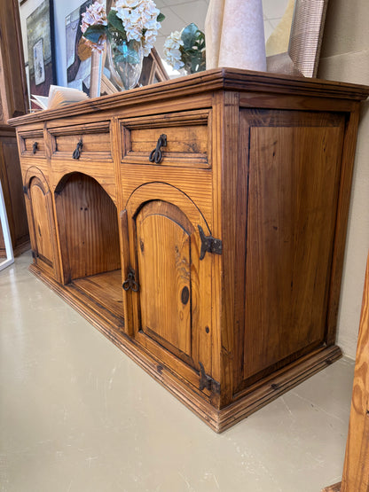 Sideboard