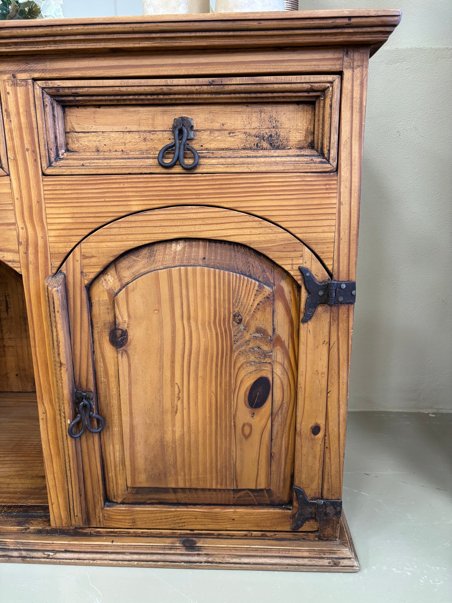 Sideboard