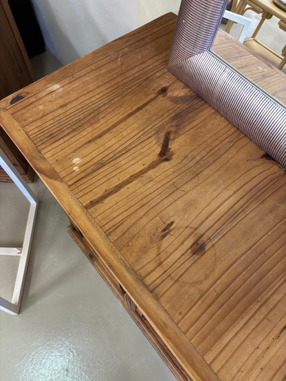 Sideboard