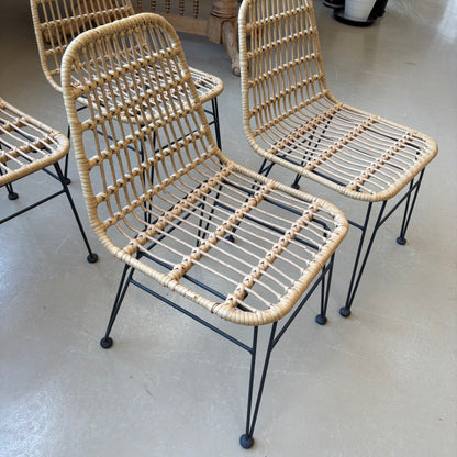 x4 Chairs