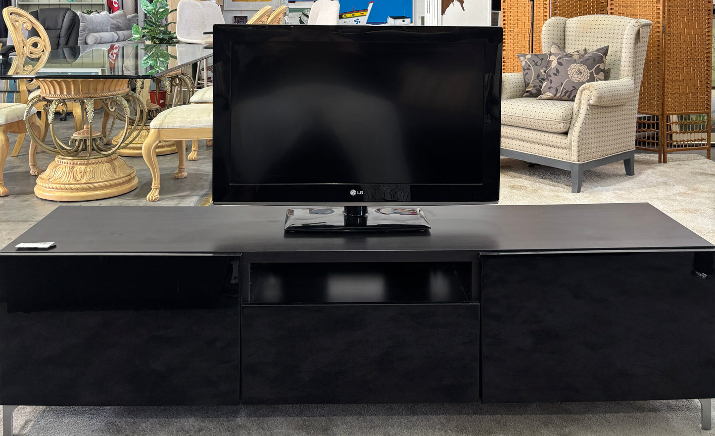 Media Unit