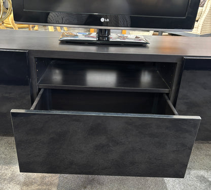 Media Unit