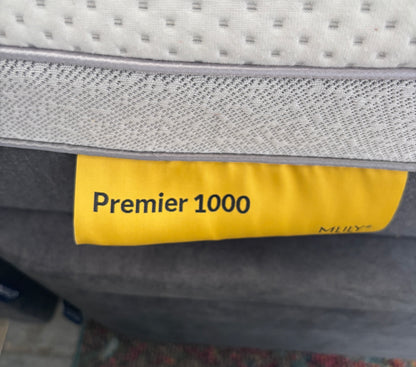Cama com Armazenamento