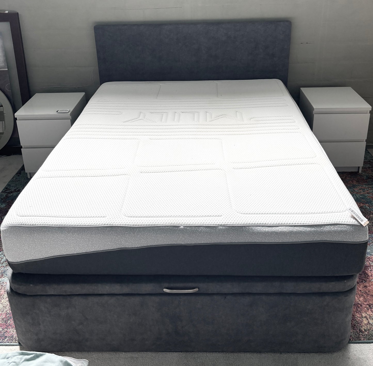 Cama com Armazenamento