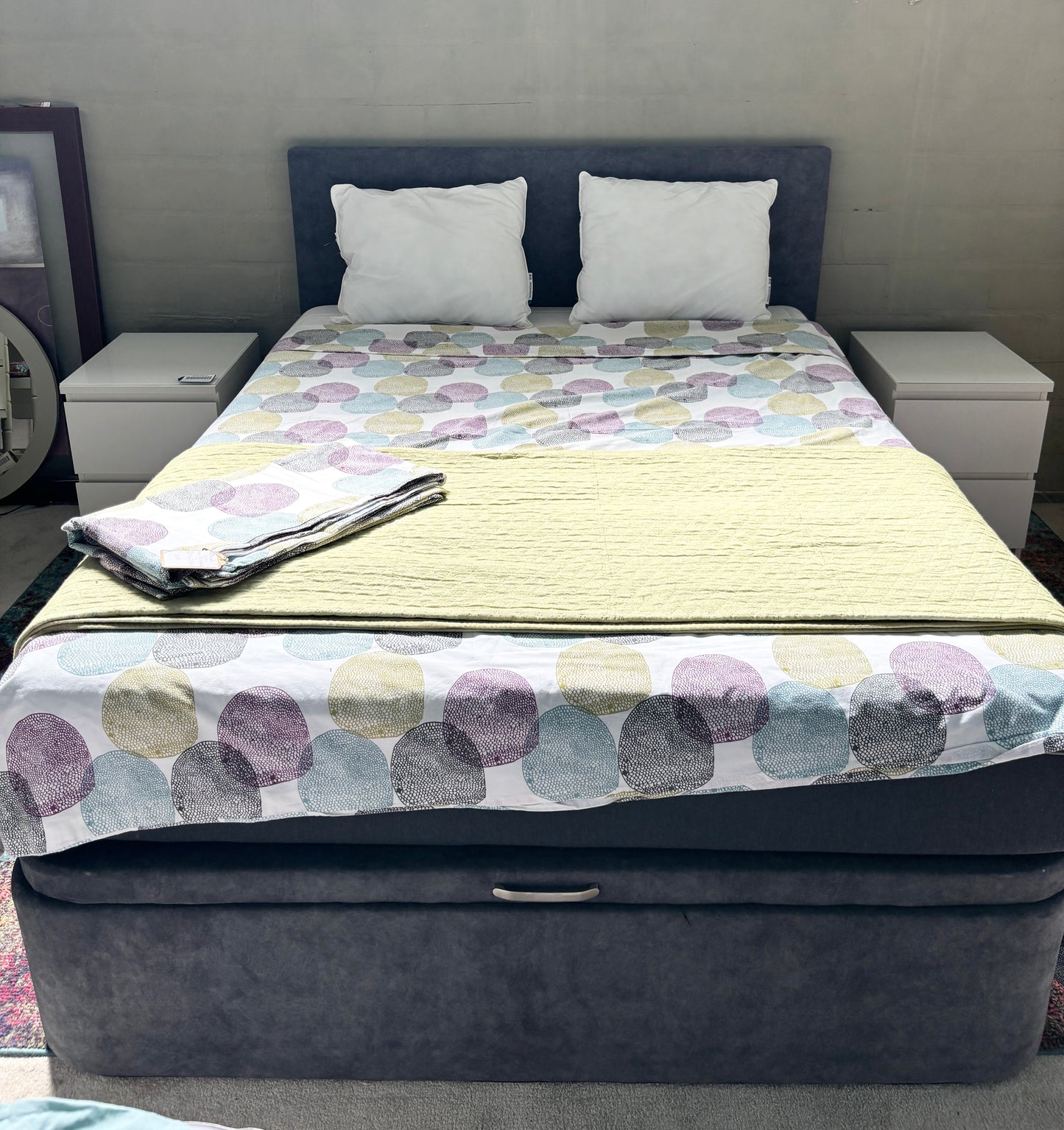 Cama com Armazenamento