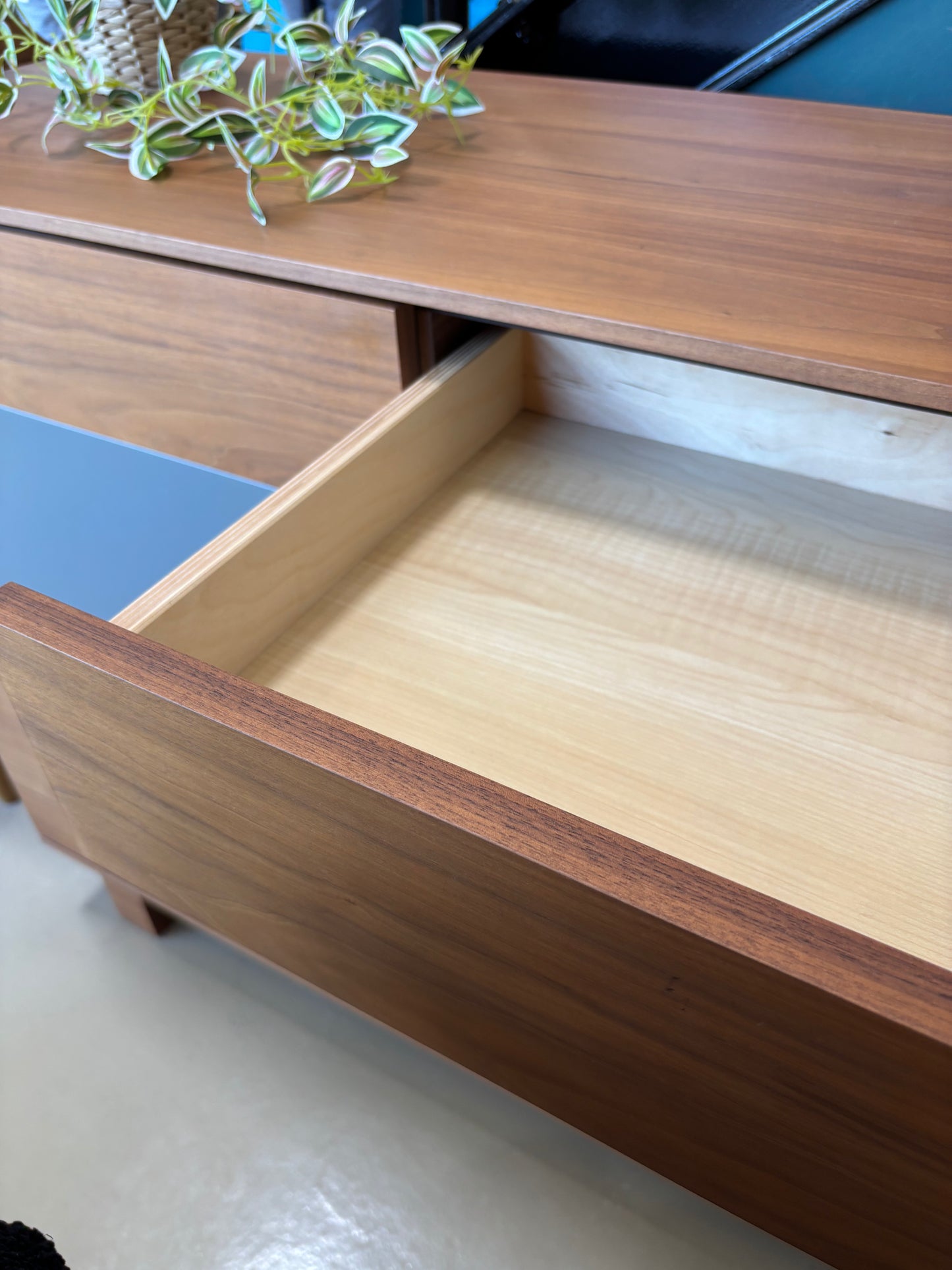 Sideboard