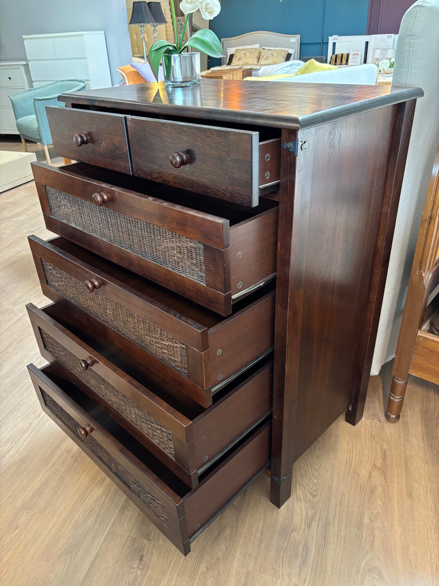 Chest of Drawers