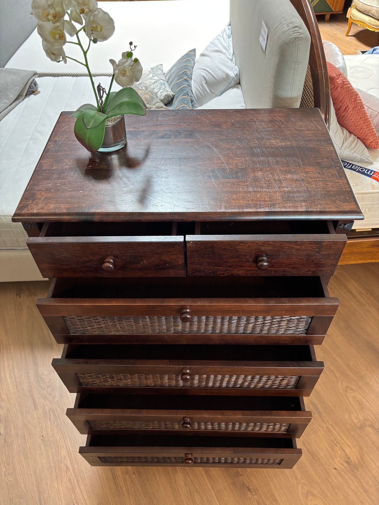 Chest of Drawers