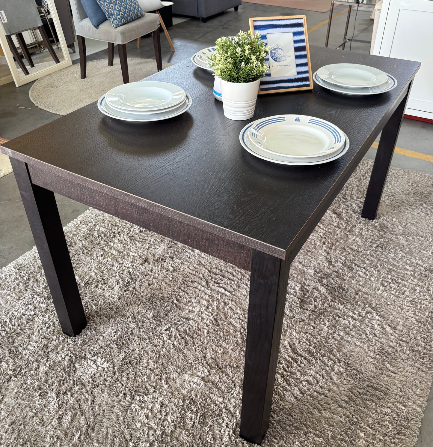 Mesa e Cadeiras