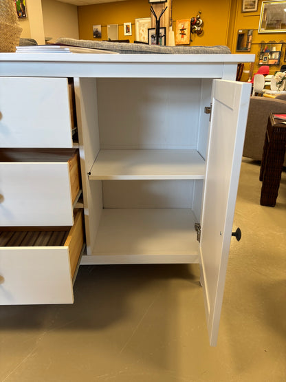 Sideboard
