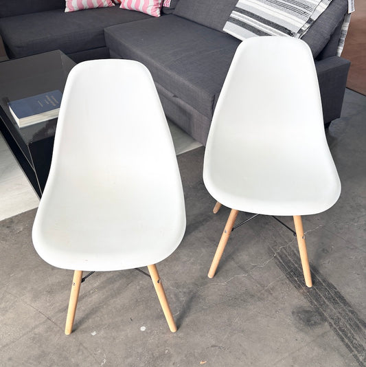2 Chairs