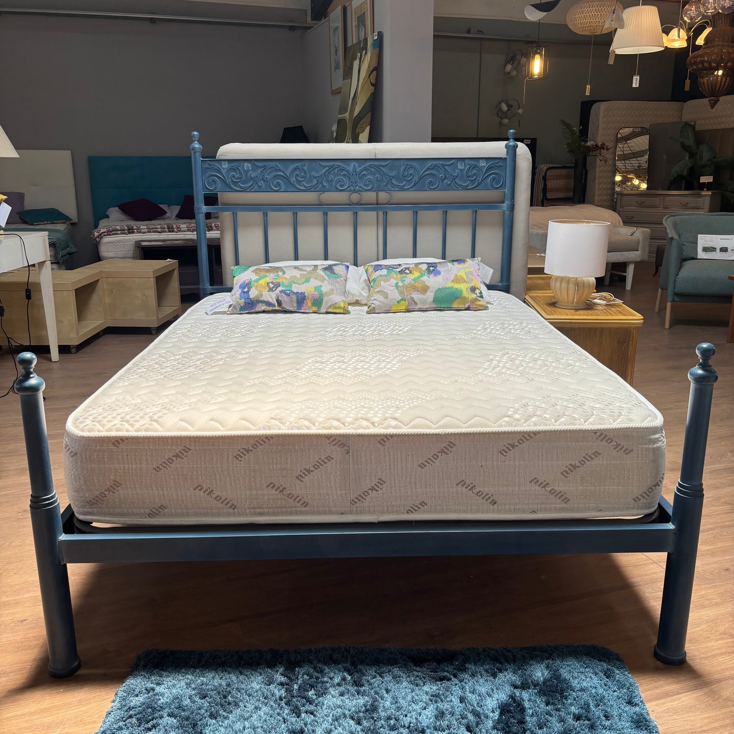 Double Bed