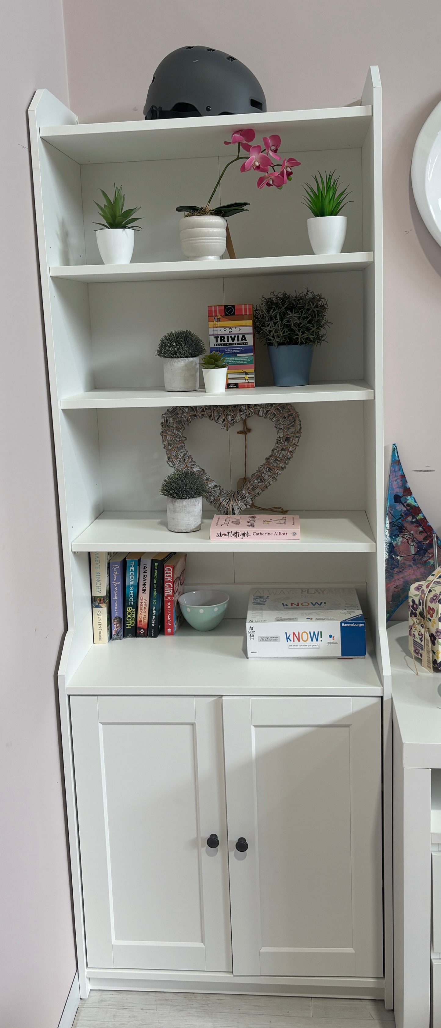 Bookshelf