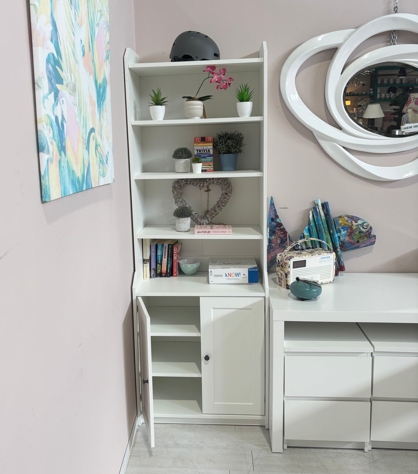 Bookshelf