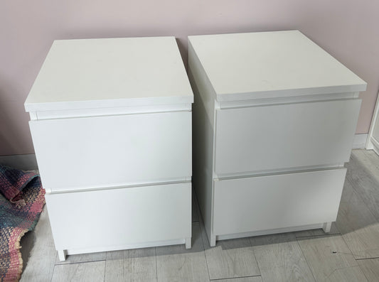 Bedside cabinets