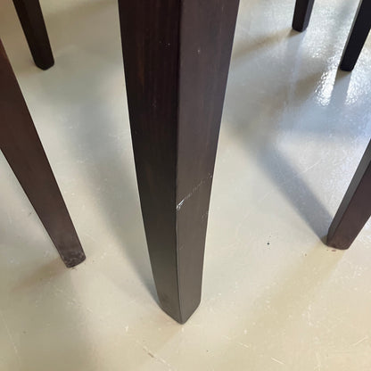 Table & Chairs