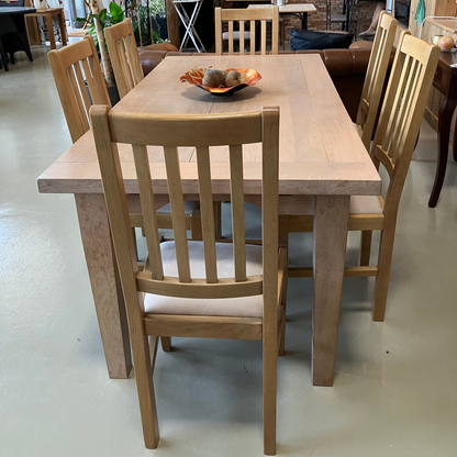 Table & Chairs