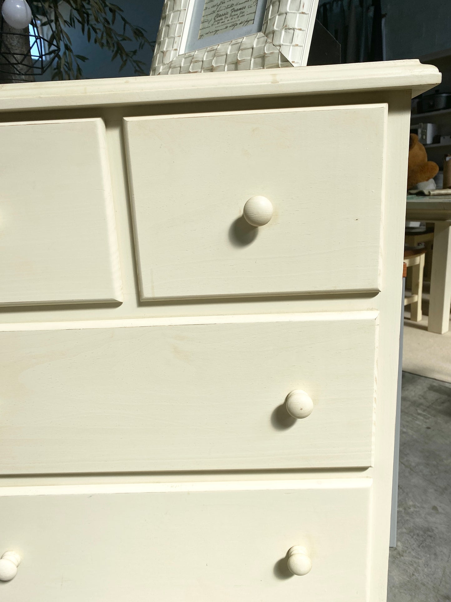 Chest of Drawers