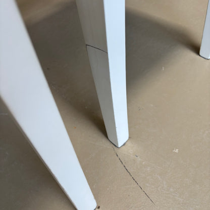 Table & Chairs
