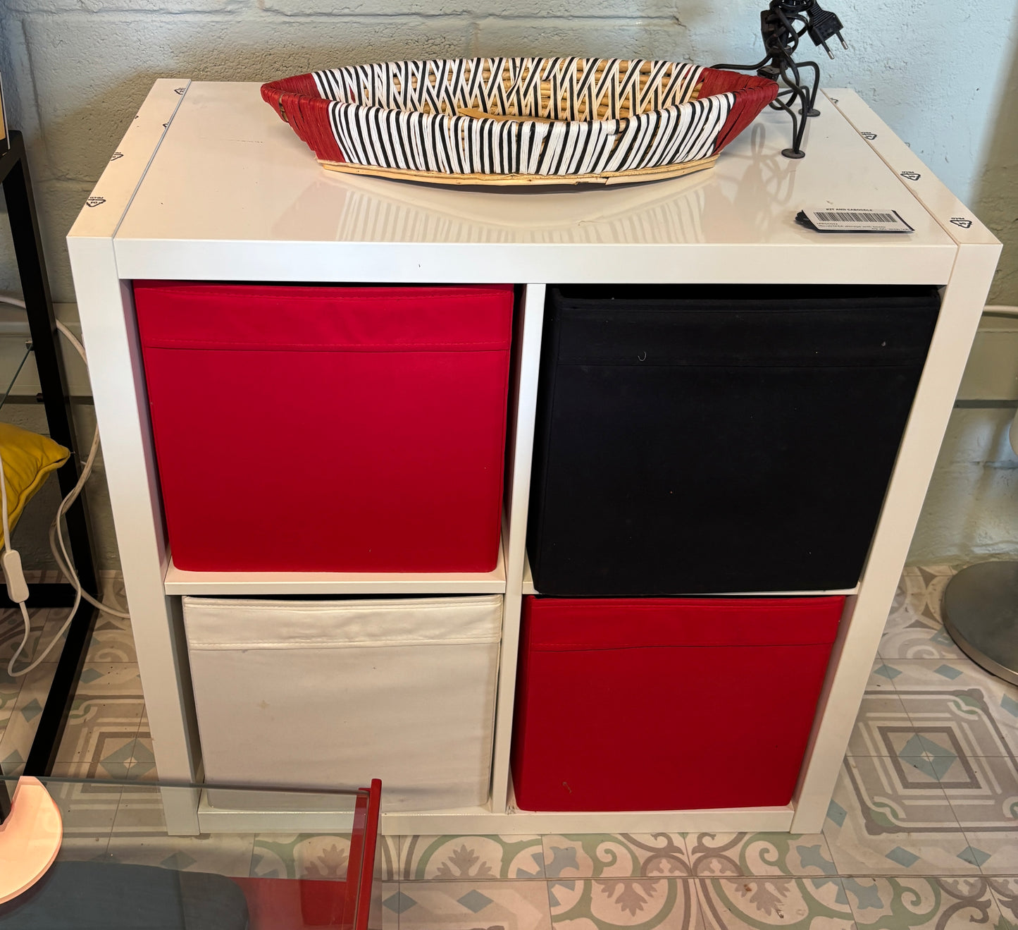 Storage unit