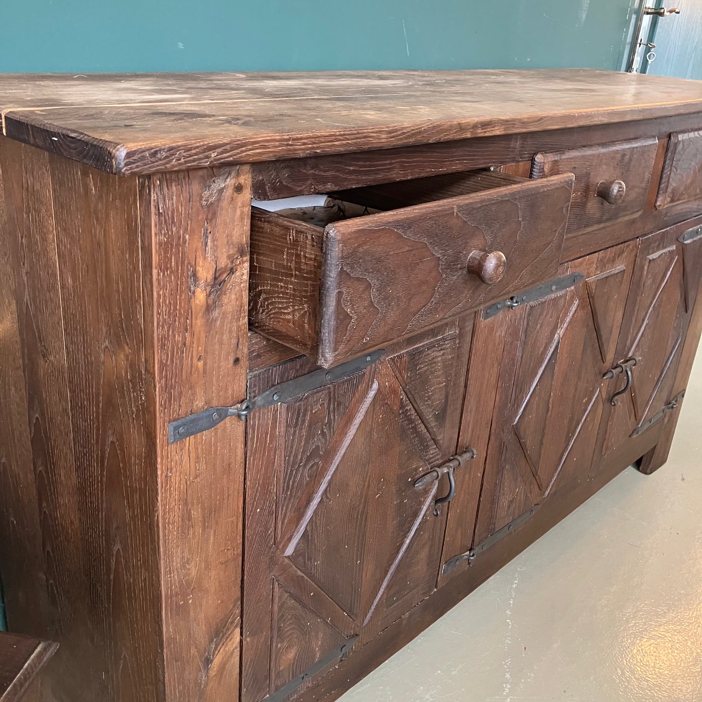 Sideboard