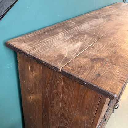Sideboard