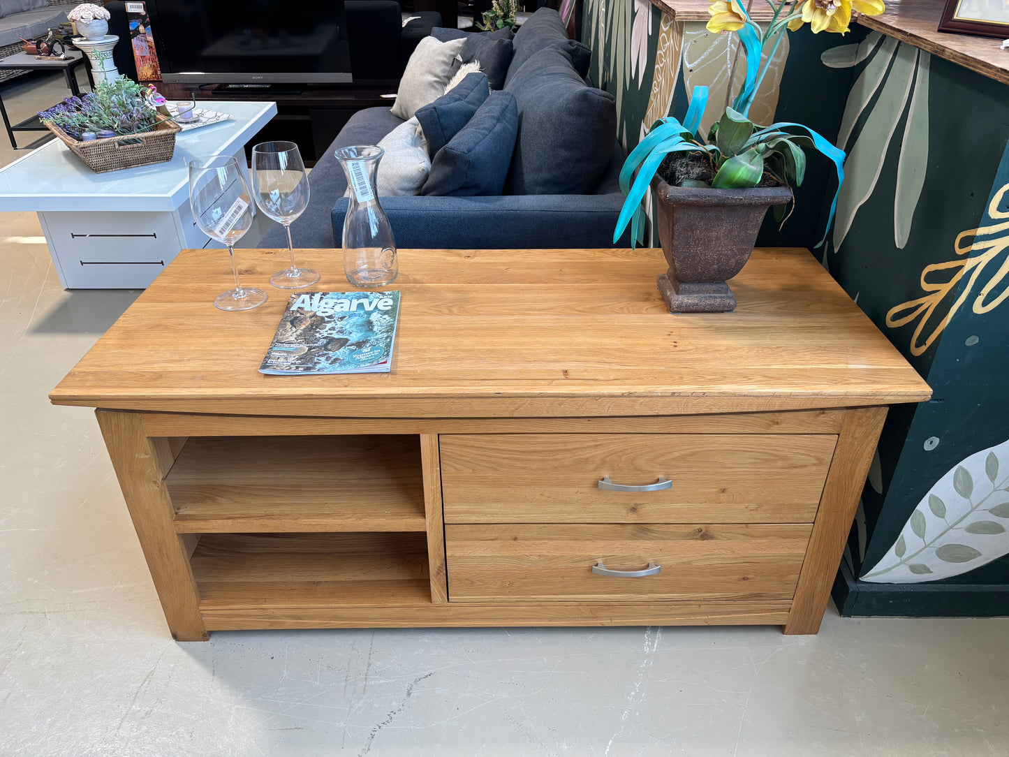 TV Unit