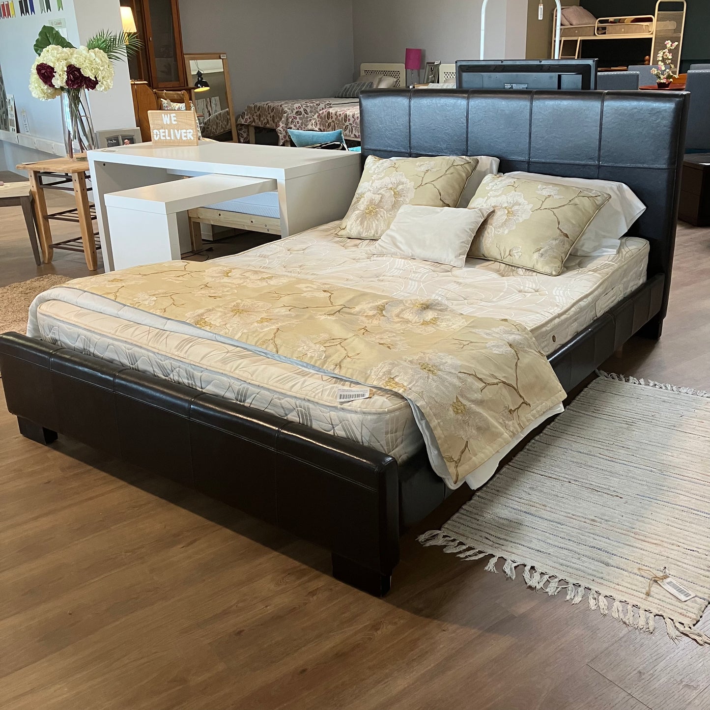 Double Bed
