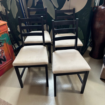 Chairs x4