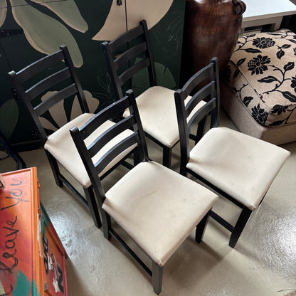 Chairs x4