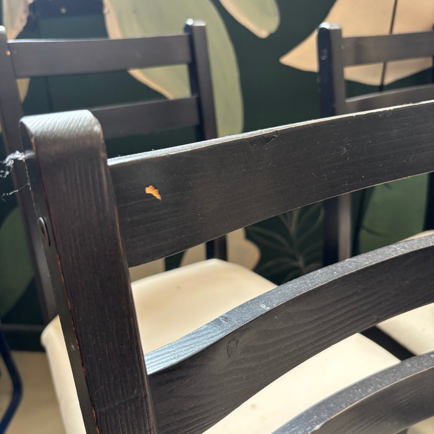 Chairs x4